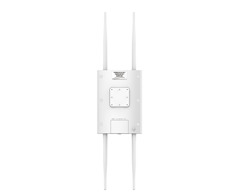 Grandstream-GWN7664LR-Outdoor-Long-Range-WiFi-6-Ac view a